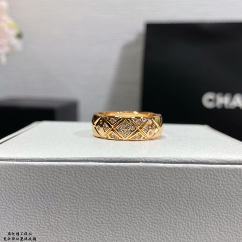 Ch**el rings